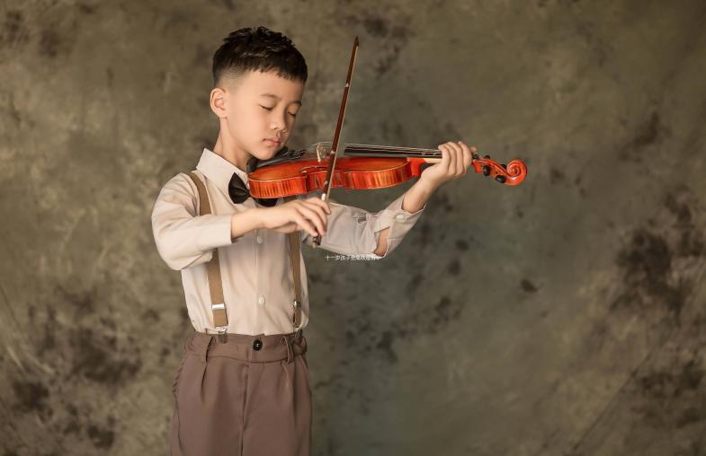 十一歲孩子坐高鐵是否半價、買啥票匯總，你不懂的這都有