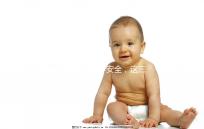 嬰兒床圍真不安全，這三大風險一個比一個可怕！